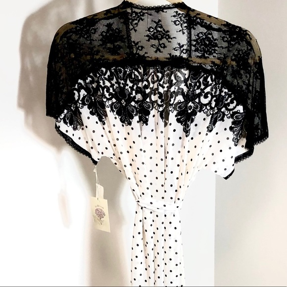 In Bloom Chiffon Robe - Picture 2 of 5